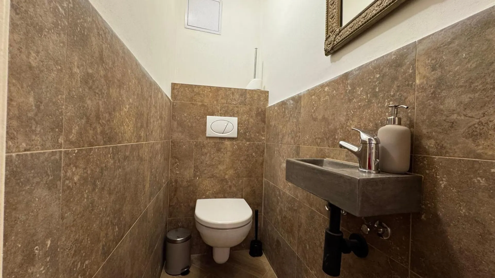 Studio Melichar Trost براغ شقة